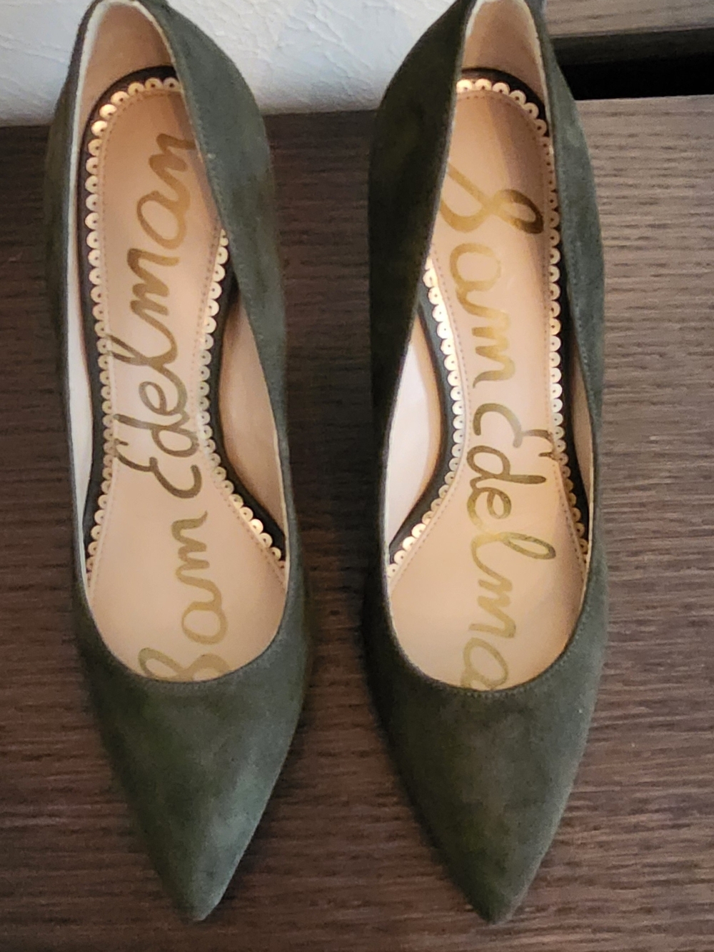 Sam Edelman Olive Suede Pointed Toe Pumps Sz 6.5